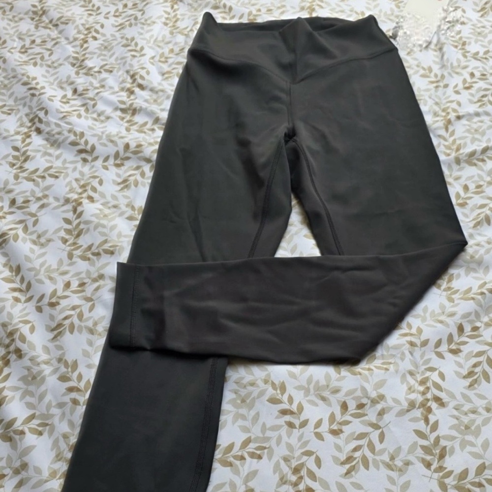 Lululemon Athletica Wunderunder Smooth Cover Leggings 6